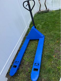 Pallet jack