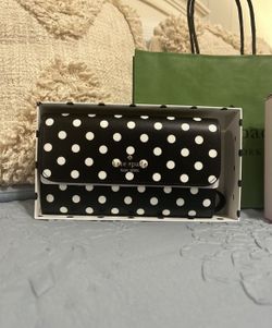 New Kate Spade Wristlet Purse