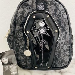 NEW BACKPACK 