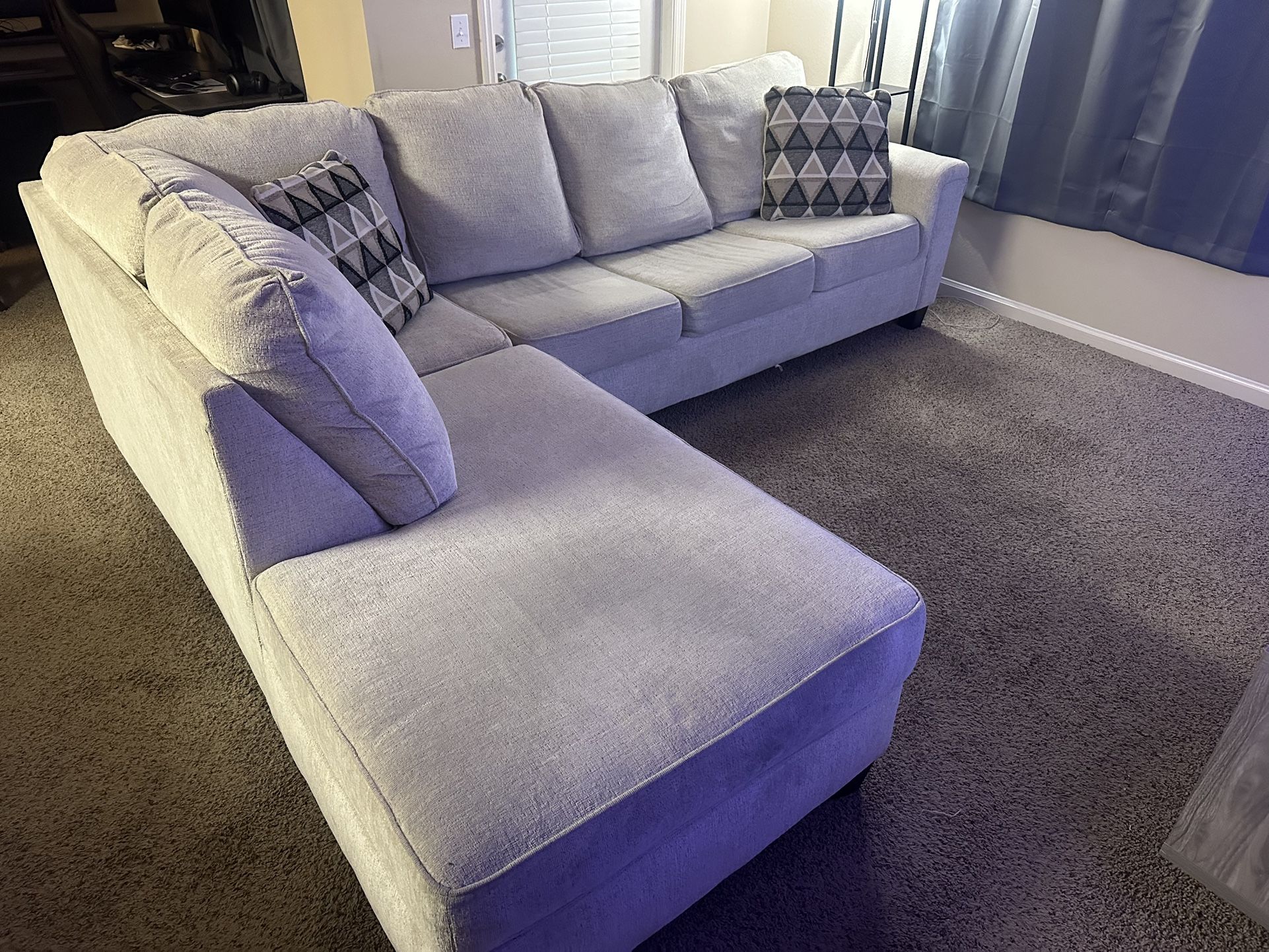 Ashley Abinger 2-Piece Sleeper Sectional