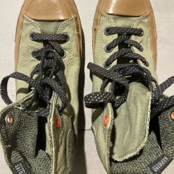 Converse Chuck Taylor Size 6 Men Size 8 Women