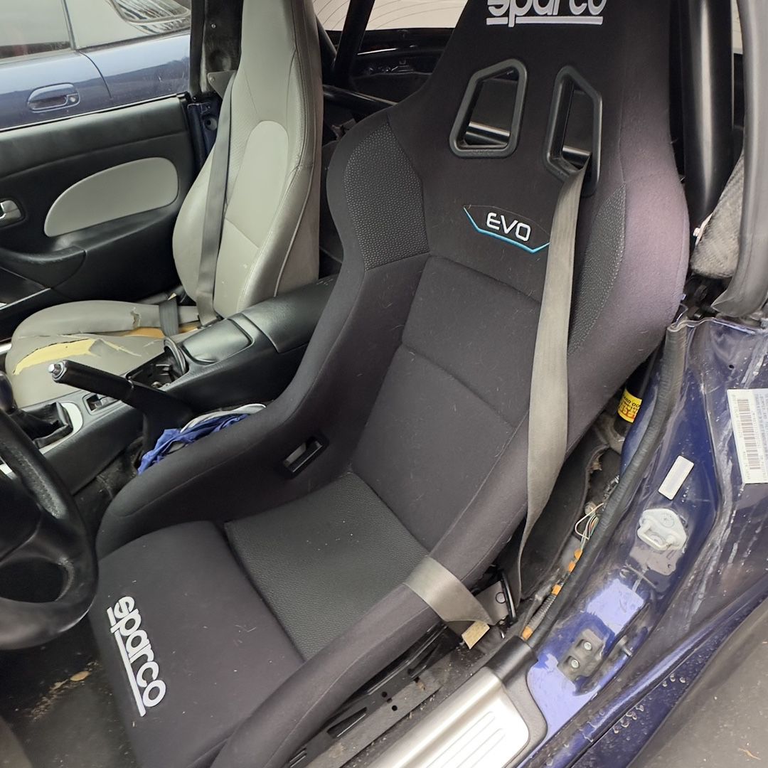 Sparco Evo QRT Bucket Seat 2026 for Sale in Artesia, CA - OfferUp