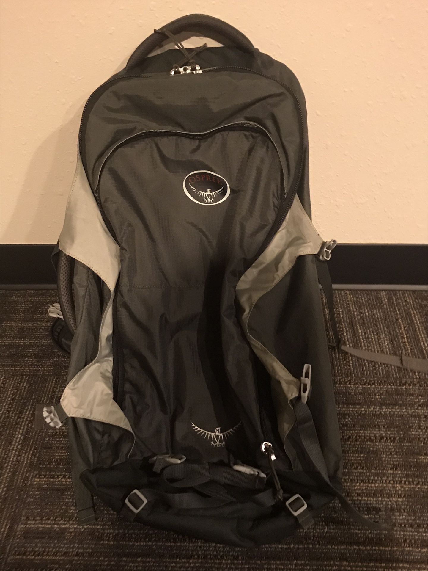Osprey Farpoint 55L Travel Backpack - No daypack