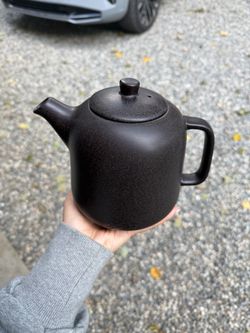 Steinzeit Ceramic Teapot Set with Warmer – 44oz, German Design, Matte Black