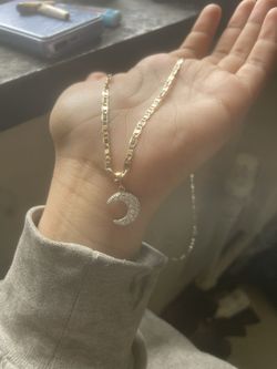 Gold necklace with diamond moon charm