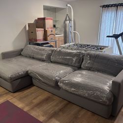  Sectional Couch