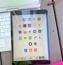 iPad 9th 64gb WiFi only