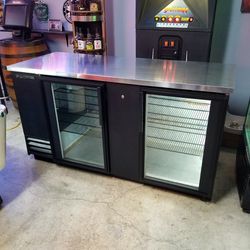 Fridge, Refrigerator, Commercial Display Cooler. True