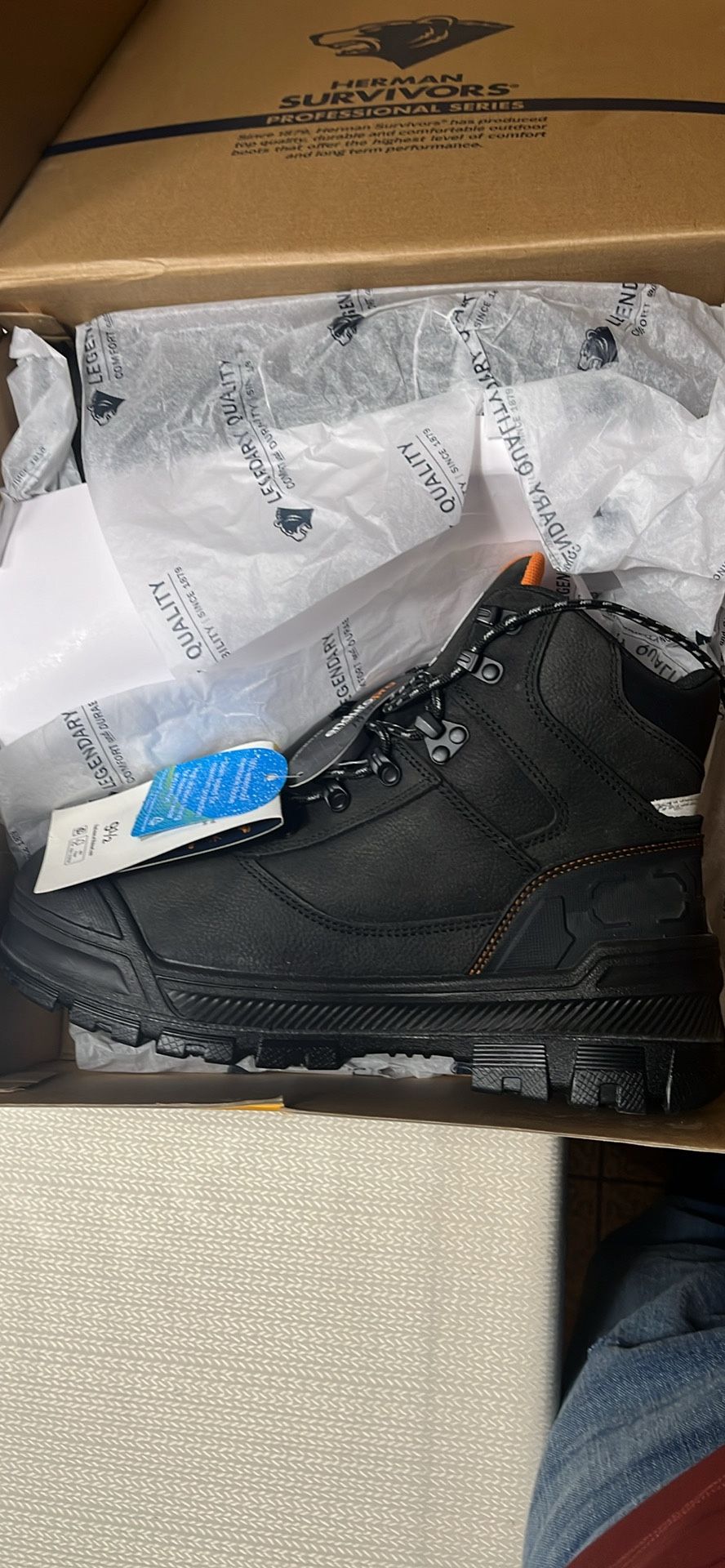 Steel toe boots size 9 1/2