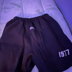 Black Essentials Shorts