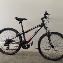 Trek 3500 bike