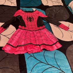 Costume