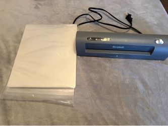Scotch laminator and sleeves