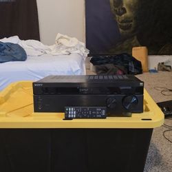 Sony receiver STR-DH190 with remote
