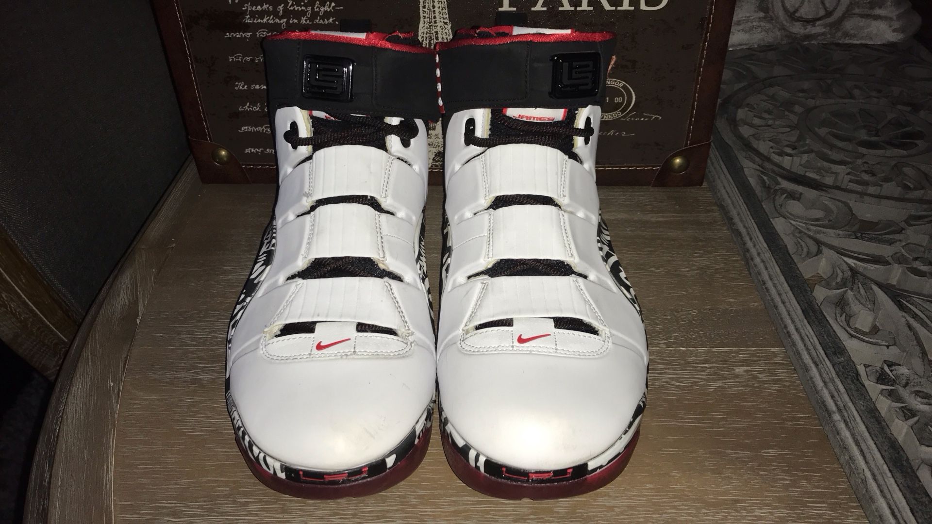 Nike Zoom LeBron Graffiti [BARELY WORN] [SIZE