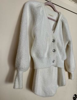 NEW Adorable set shorts and sweater mohair , crystal buttons NEW S
