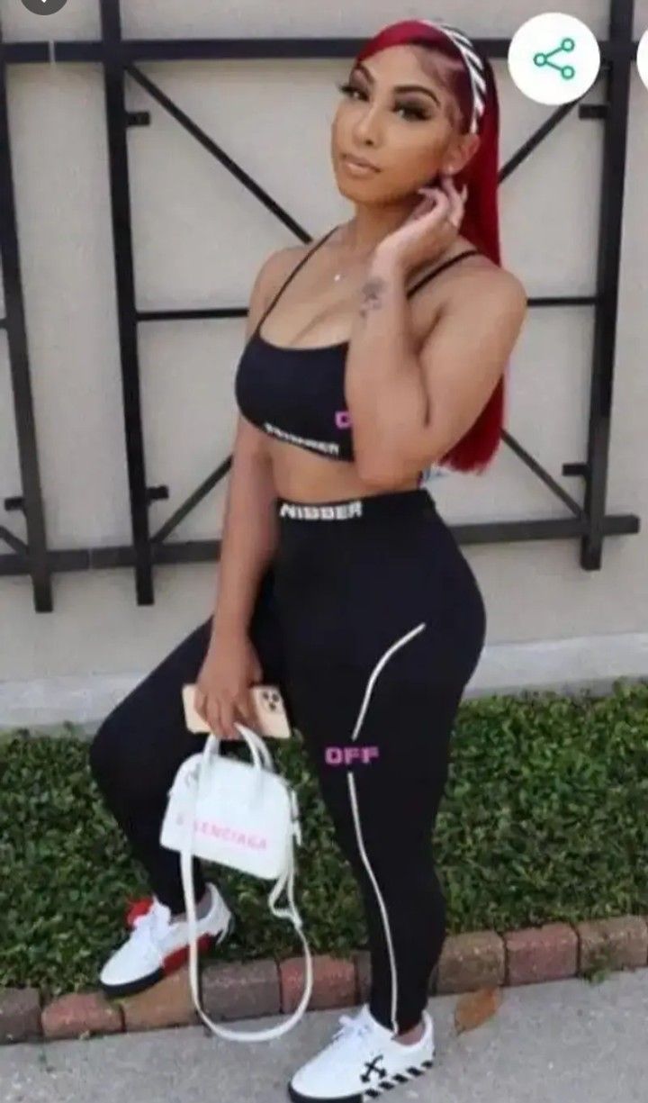 SPORTS BRA n STRETCH PANTS...2-pc .. OFF WHITE. Set .... New . S-M-L - CHECK OUT MY PAGE FOR MORE ITEMS