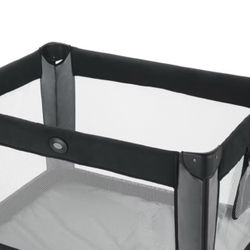 BRAND NEW TODDLER PLAYARD