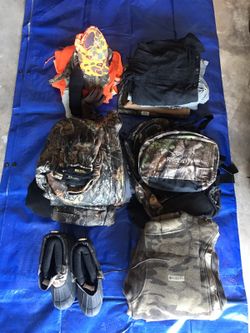 TOTAL HUNTING WARDROBE 21 pieces $1,500 value