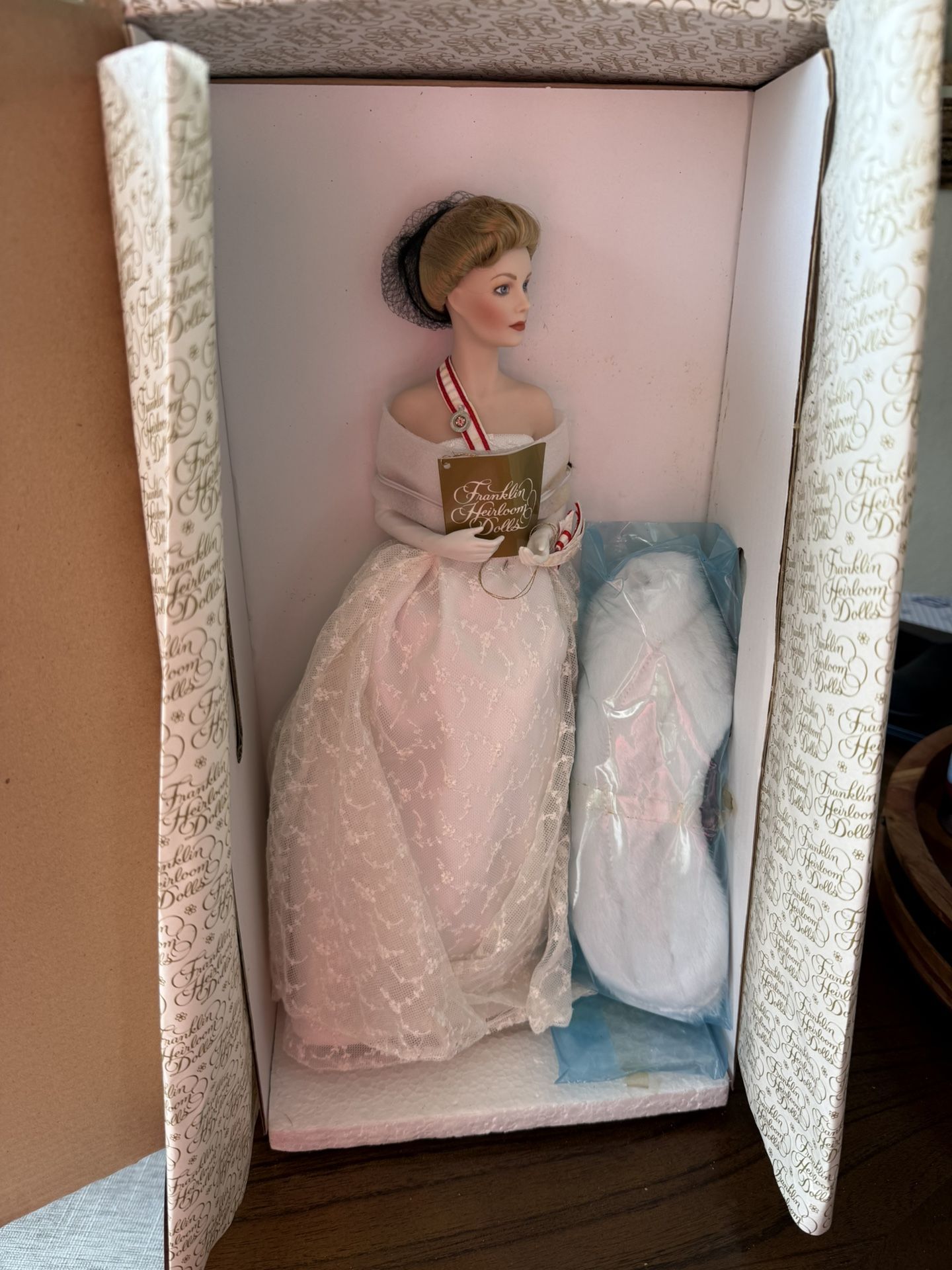 Franklin Mint Princess Grace Of Mónaco Heirloom Porcelain Doll