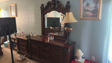 Heavy dark wood bedroom set
