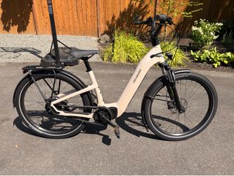 2023 Specialized Turbo Como 3.0 IGH E-Bike - 16 Miles - Small