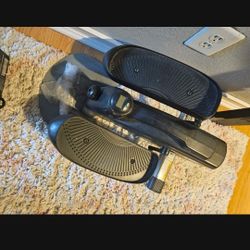 $30  Obo Compact Strider 