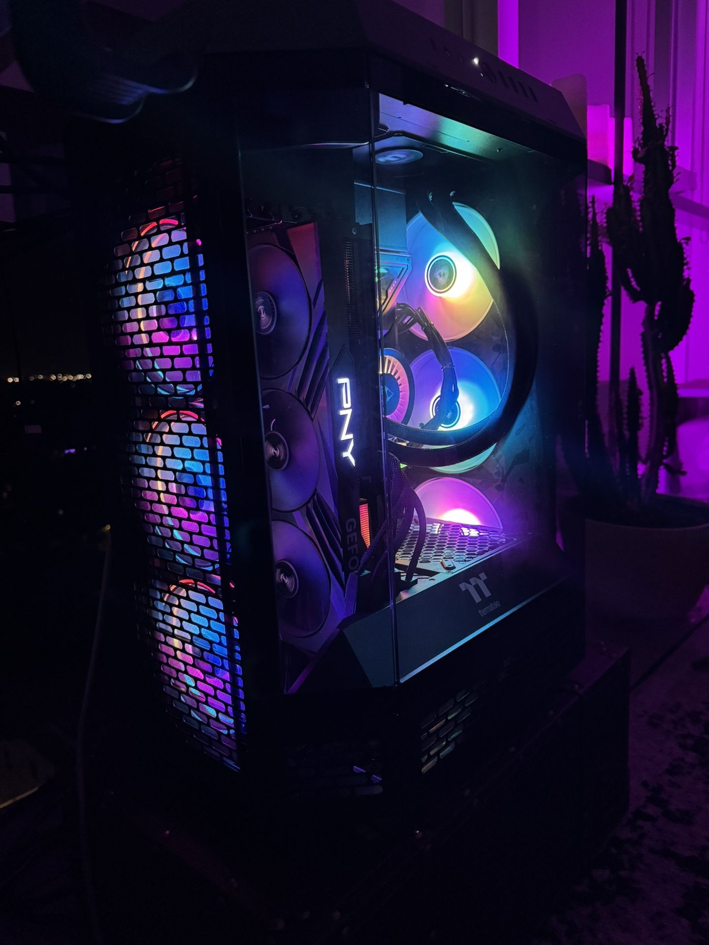 High-End Gaming/Workstation PC – RTX 4090 / i9-14900K / 2TB SSD / 48GB/64GB DDR5 – $4000