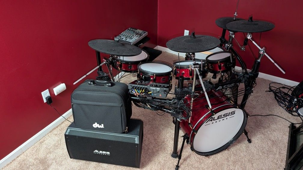Alesis Strike Pro SE w/ Extras - Mint Condition