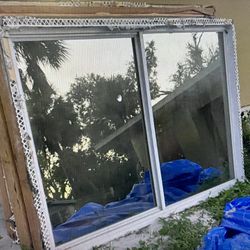 Horizontal Sliding Windows  (3total)