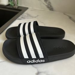 Adidas Sandals Size 4 Men