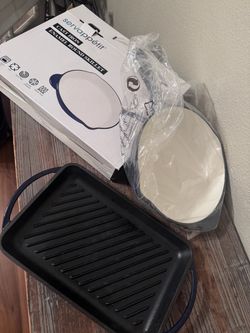 Blue navy Cast-iron enamel skillet and griddle