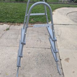 Pool Ladder