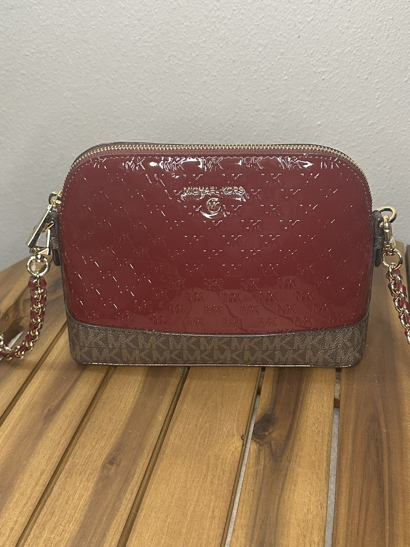 MICHAEL KORS JET SET CHARM DOME CROSSBODY