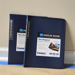 2 Display Books