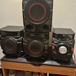 Speakers System For Home Entertainment