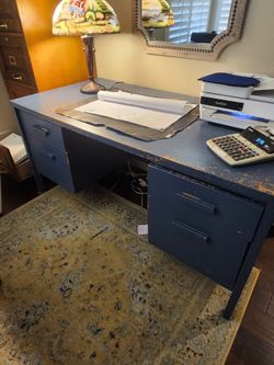 Free Desk