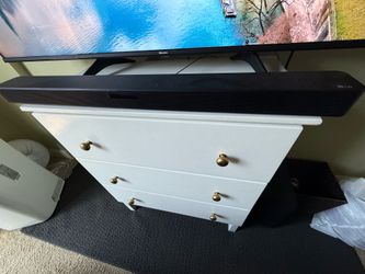 LG sound bar with subwoofer