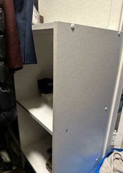 White 4-Cube Shelf (FREE)