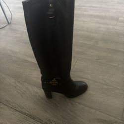 Tory Burch Boots