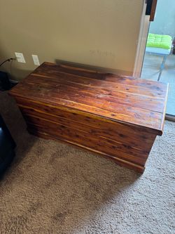 Keep sake chest