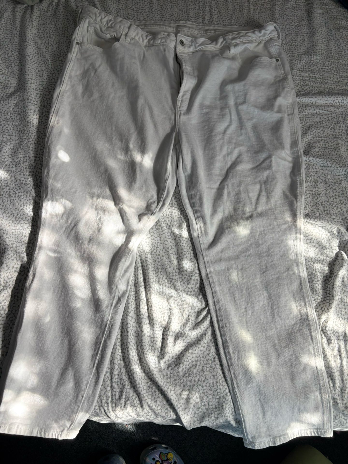 white old navy jeans