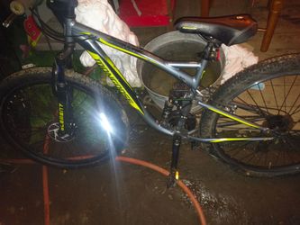 Mongoose mountain bike