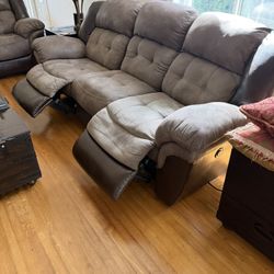 Reclining Sofa & Loveseat Set with Cup Holders – Excellent Condition