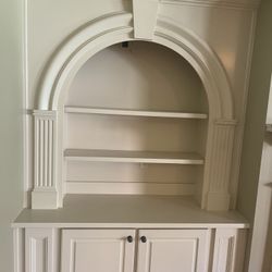 bookshelf