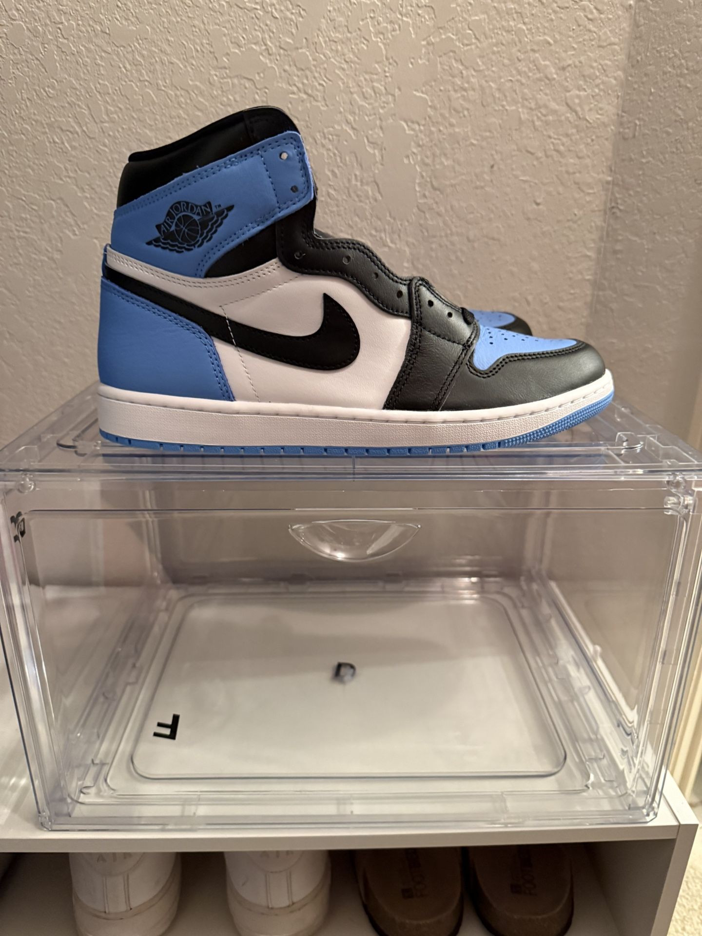 Jordan 1 UNC Toe