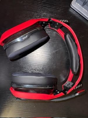 Astro A40
