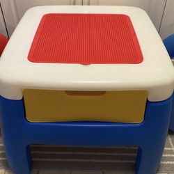 LITTLE TIKES Lego Building Craft Drawing Snack Table with Two Chairs