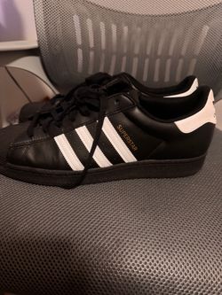 Adidas Superstar Low-Top Sneakers