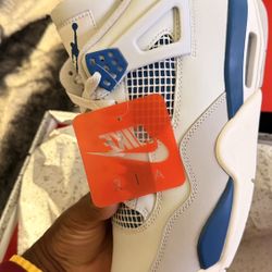 Jordan 4 Military Blue Size 9.5